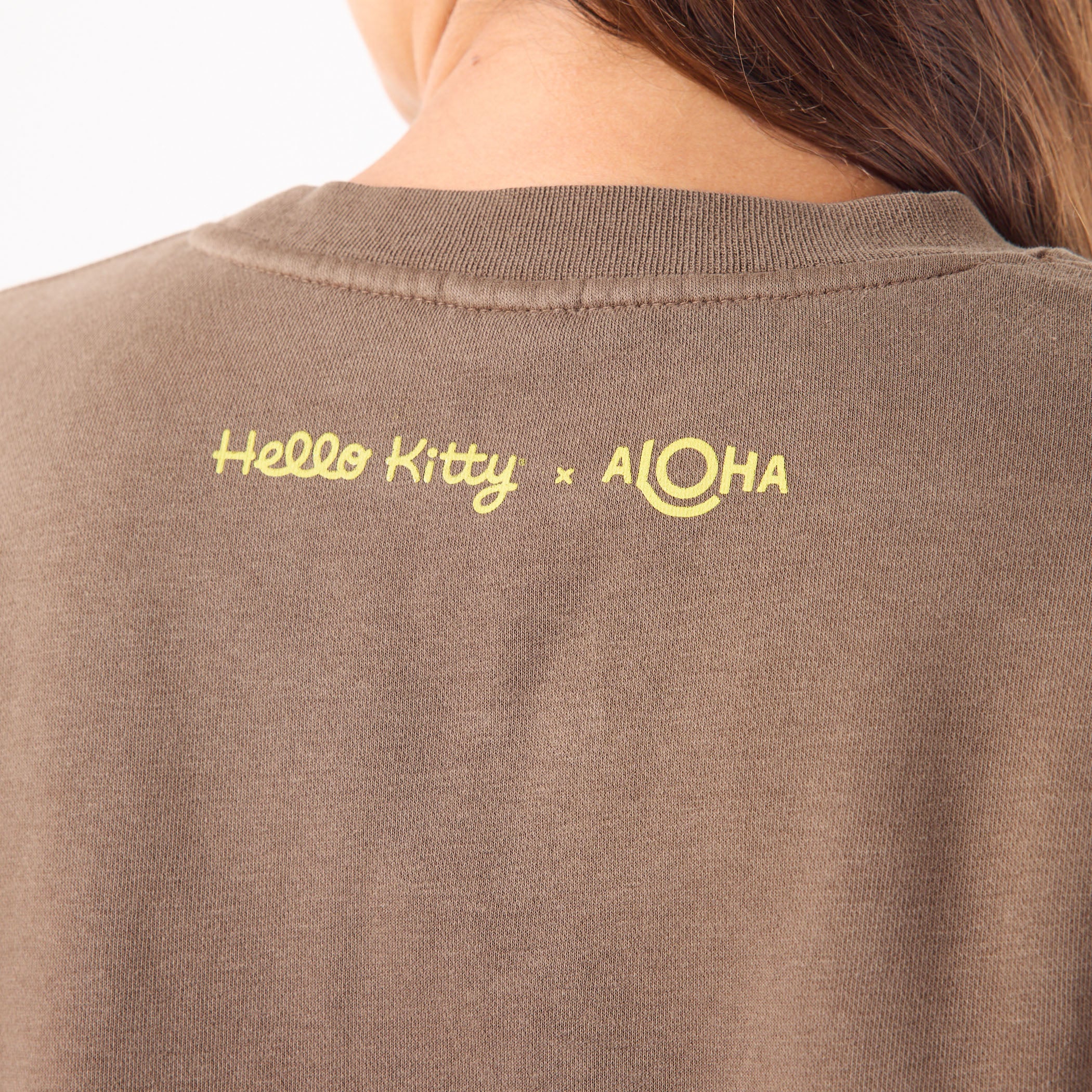 fleece_crew_kitty_face_mocha_CU2_op